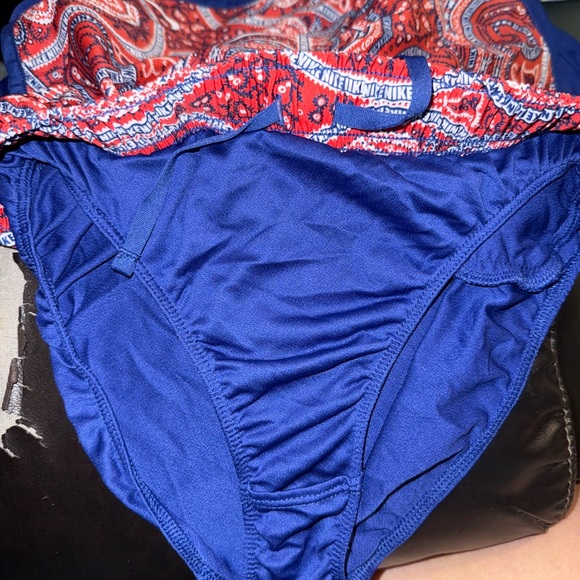 Nike Red and Blue Athletic Shorts - Picture 5 of 5